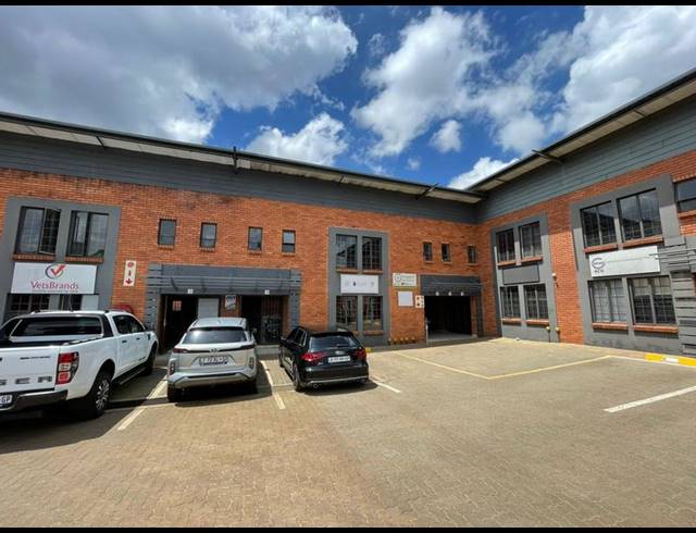 INDUSTRIAL PROPERTY TO RENT IN HENNOPSPARK